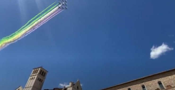 Le Frecce Tricolori sulla Basilica di San Francesco