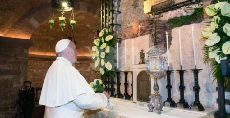 Il papa ad Assisi. Le norme per l'accredito stampa